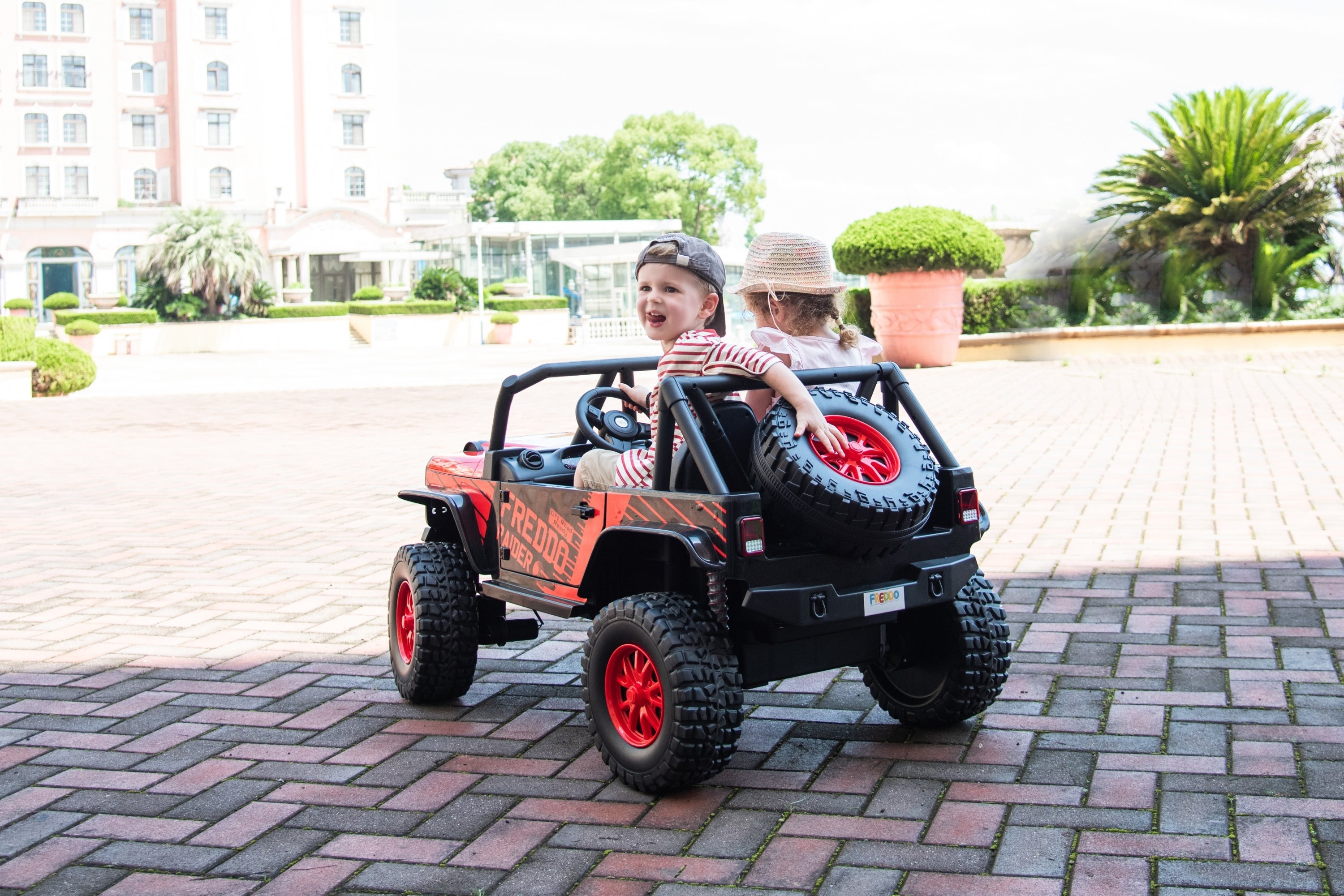 2025 24V Jeep Style RAIDER 2 Seater Kids Ride