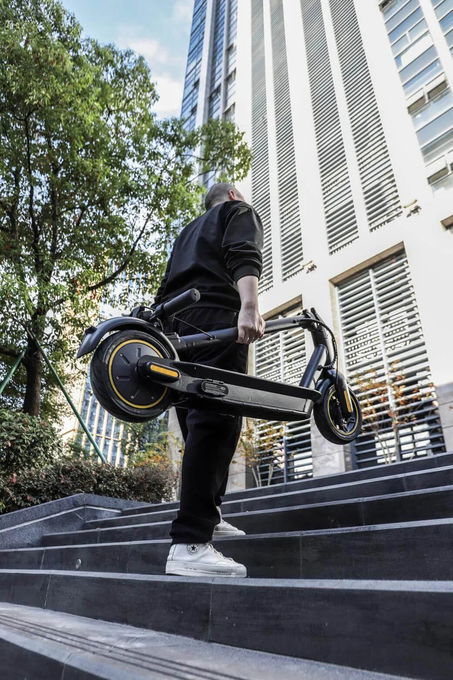 MAX Electric Scooter 30km/h Top Speed, Range up to 65KM