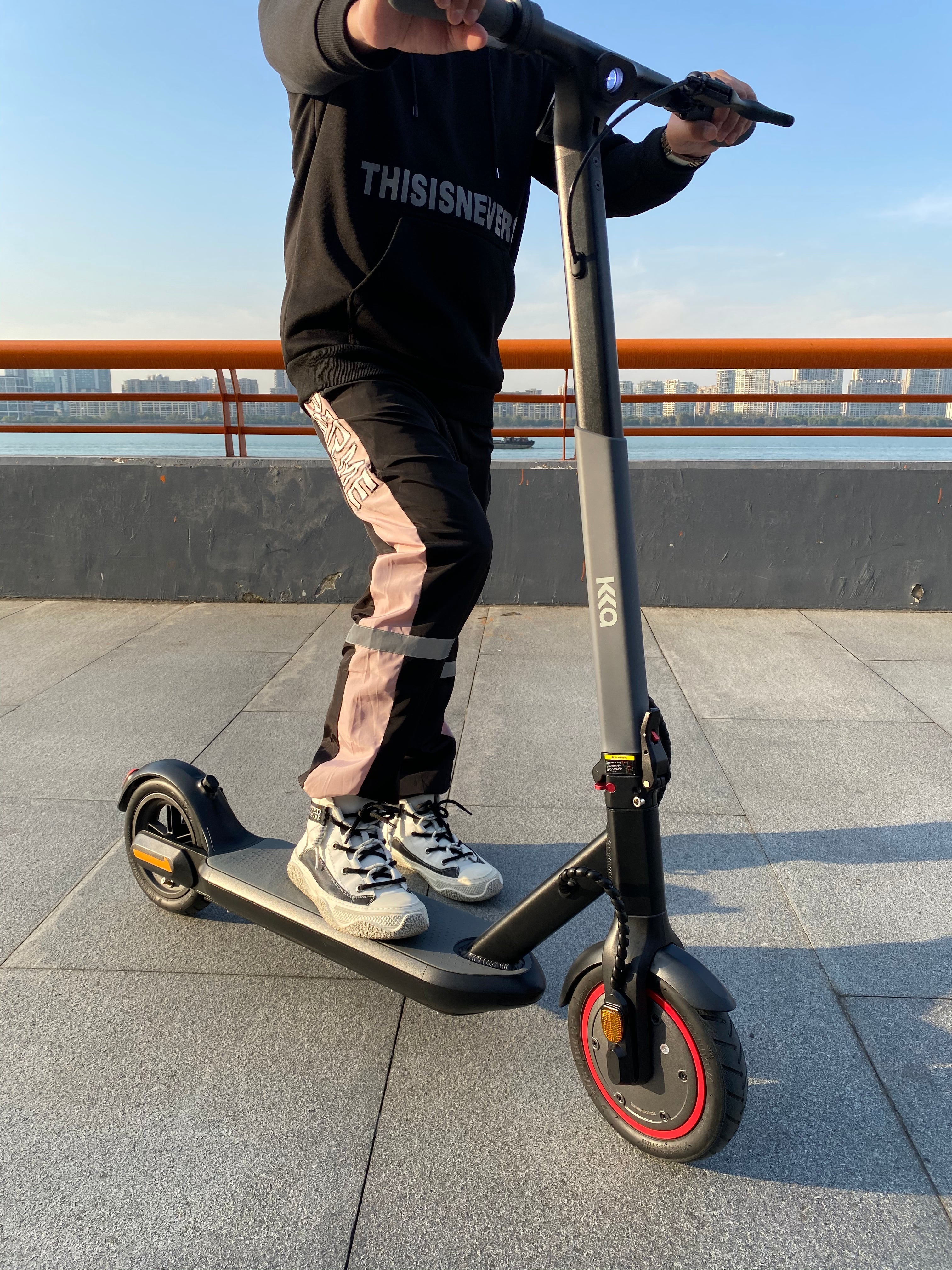 36V X1 Electric Scooter up to 25km/h!