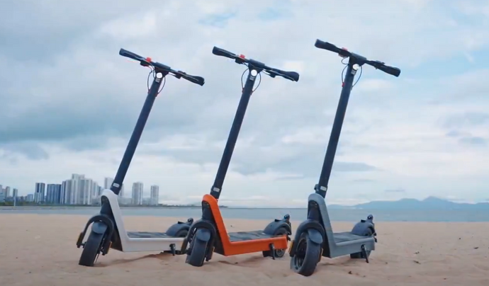 X9 Electric Scooter - Goes up to 40km/h! - Range up to 60km!