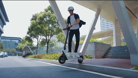 X9 Electric Scooter - Goes up to 40km/h! - Range up to 60km!