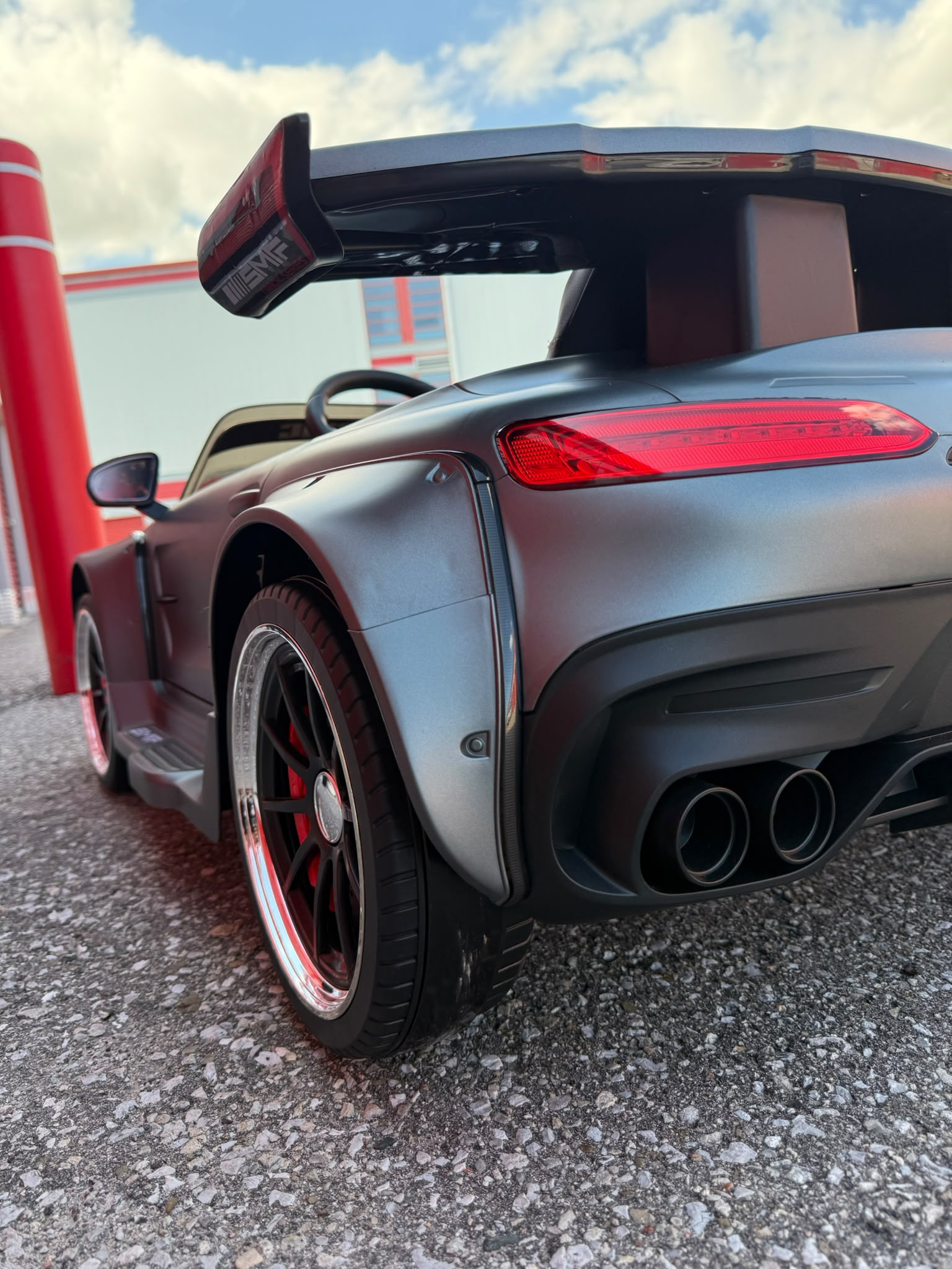 2026 24V Mercedes Benz GT Widebody NEW 2 Seater Race Car with Remote Control with DRIFT