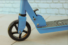 Load image into Gallery viewer, KIDS ELECTRIC SCOOTER