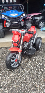 KIDS RIDE ON MOTORTRIKE FOR AGE 1 TO 4