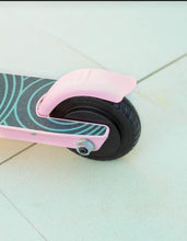 Load image into Gallery viewer, KIDS ELECTRIC SCOOTER